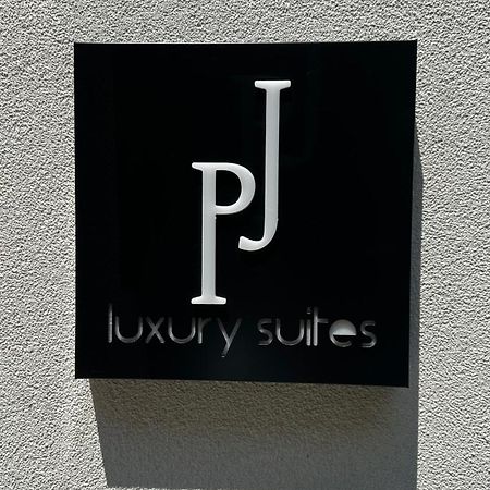 P J Luxury Suites Serres Ngoại thất bức ảnh
