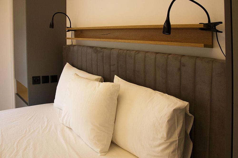 P J Luxury Suites Serres Ngoại thất bức ảnh
