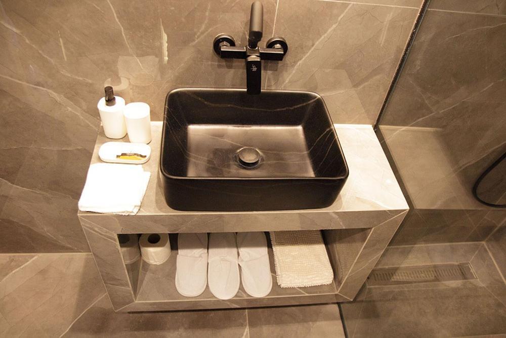 P J Luxury Suites Serres Ngoại thất bức ảnh